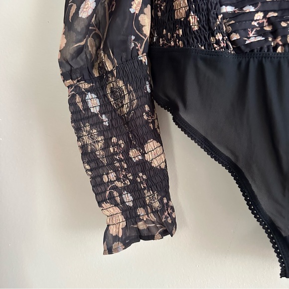 Free People • Brunch Date Bodysuit‎ in Black - Picture 4 of 10